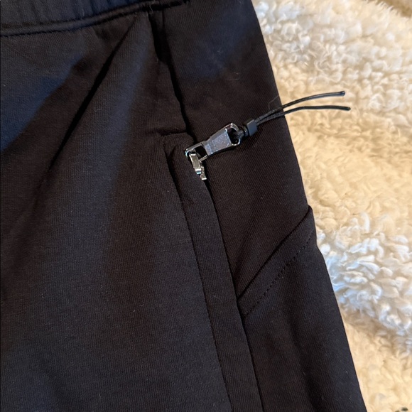 Old Navy Active - Picture 4 of 4